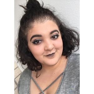 Meet your Posher, Bianca